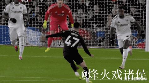 豪门12.1亿劲旅3-0取5连胜!6射6正神锋双响英超破百球紧逼榜首 豪门12.1亿劲旅3-0取5连胜!6射6正神锋双响英超破百球紧逼榜首