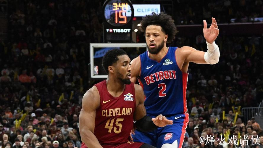 坎宁安27+6+7米切尔30+6 活塞终结骑士3连胜 坎宁安27+6+7米切尔30+6 活塞终结骑士3连胜