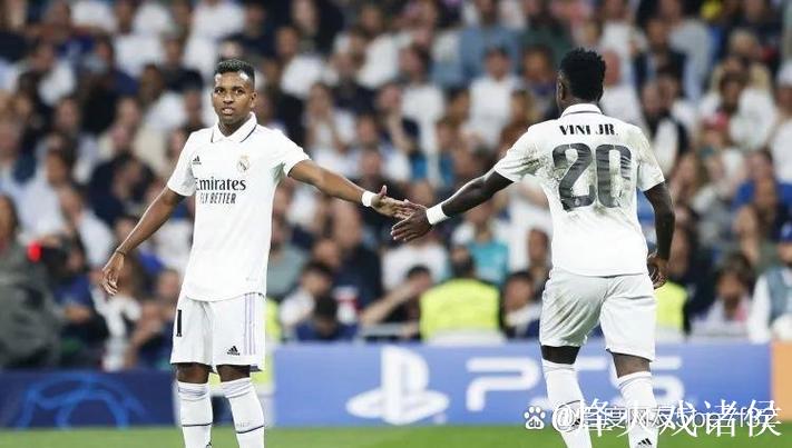 欧冠夺冠赔率:巴萨1赔4居首 大巴黎皇马紧追 欧冠夺冠赔率:巴萨1赔4居首 大巴黎皇马紧追